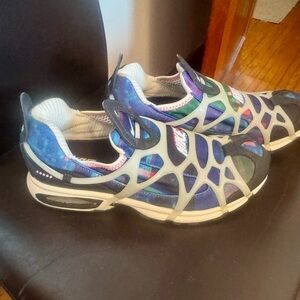 Nike Air Kukini “Pixel” sneakers Size 9.5